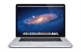 model+model Apple MacBook